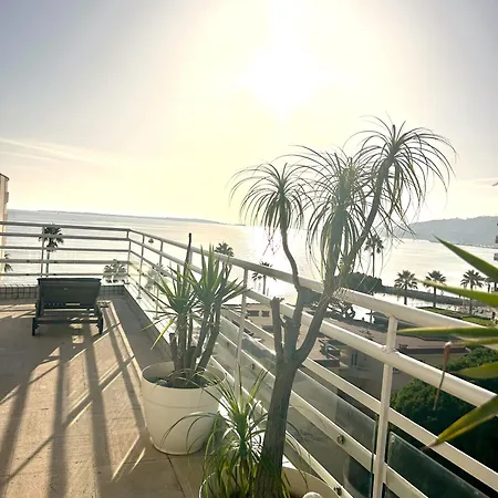 Riviera Rooftop - Front De Avec Terrasse Dans Le Centre Apartmán Antibes